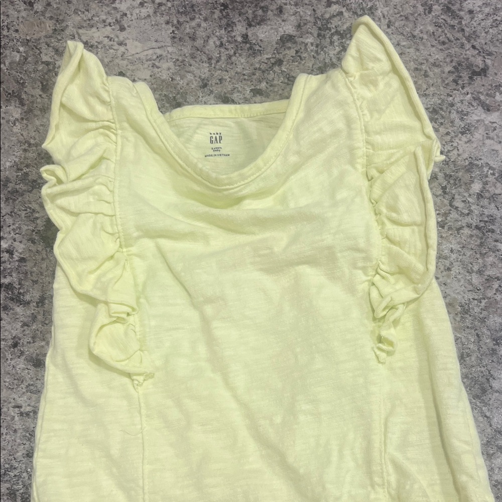 GAP Soft Lemon Ruffle Sleeve Blouse - Picture 1 of 4